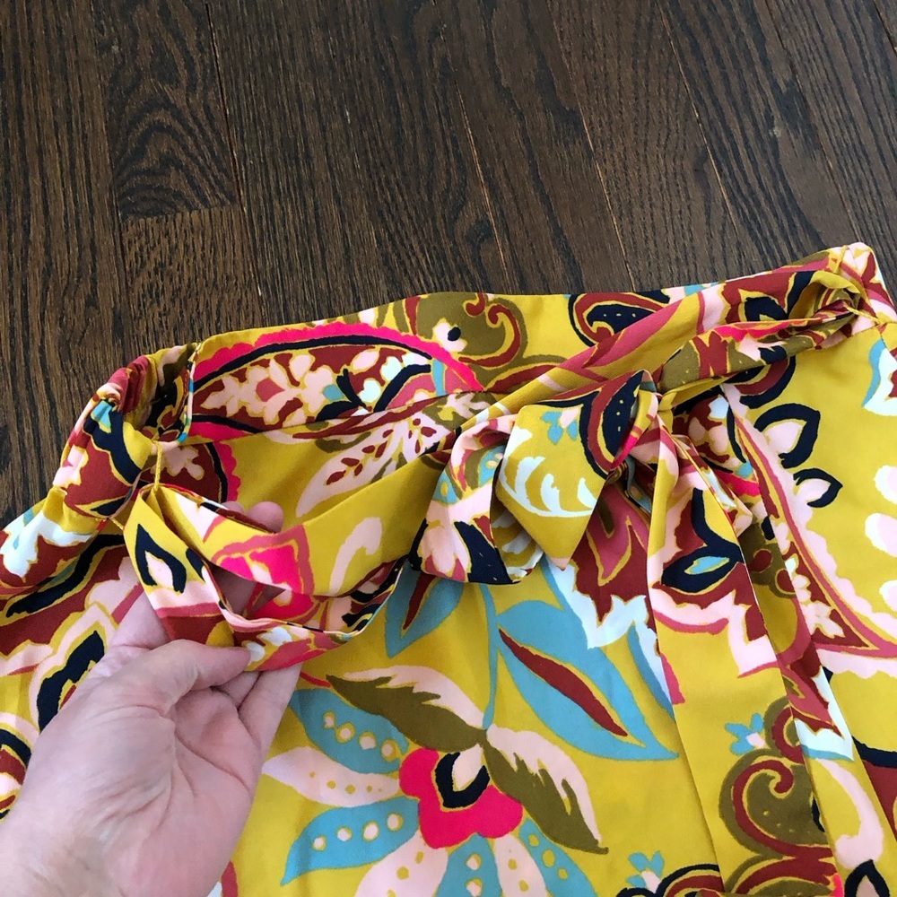*NWOT* LOFT Women’s M Mustard Yellow Floral Paisley Tie Waist Slit Maxi Skirt - Picture 3 of 13